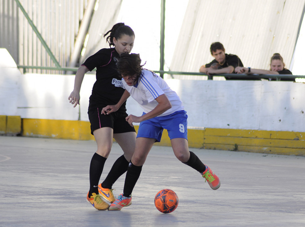 imagen Futsal femenino: Maza gritó campeón