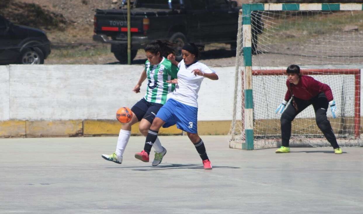 imagen Futsal Femenino: UNSJ sacó pasaje