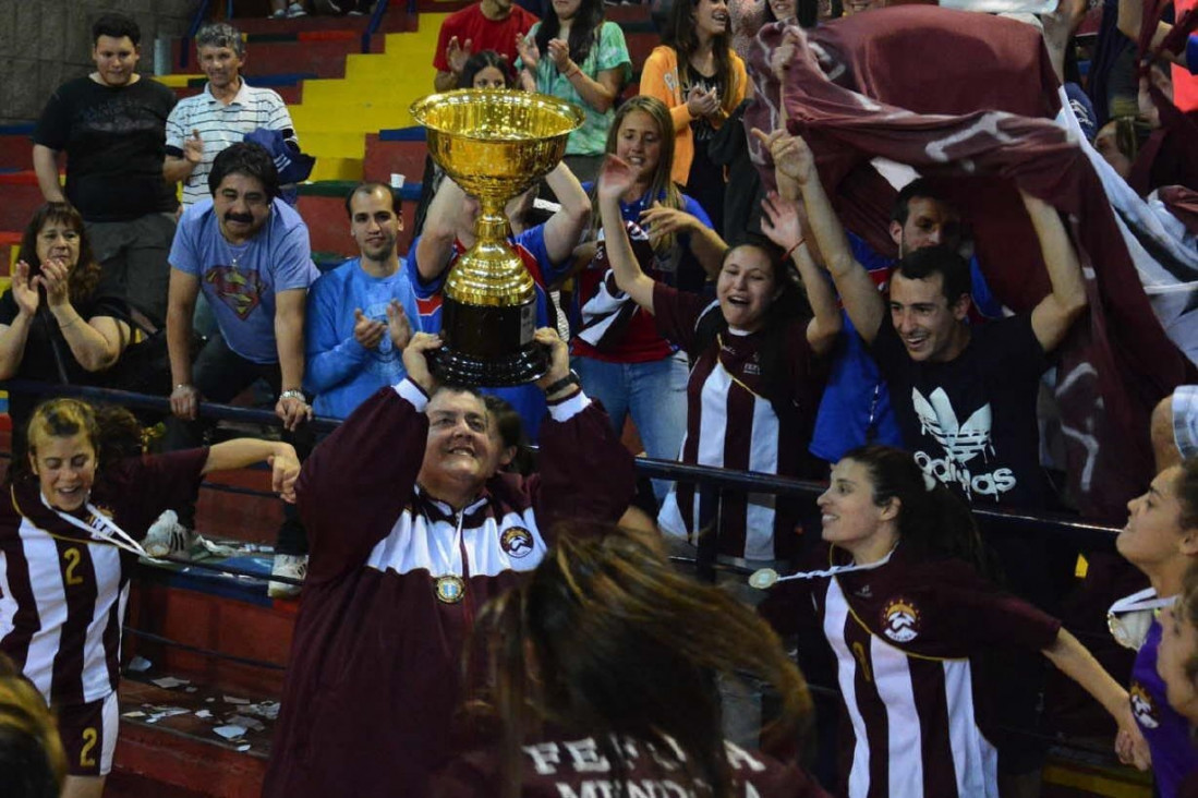 imagen Mendoza, tierra del sol y de las campeonas borravino