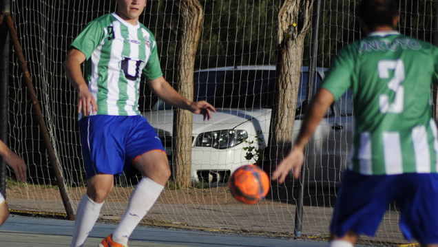 imagen FUTSAL VARONES: Un día negro PARA LA uncUYO 