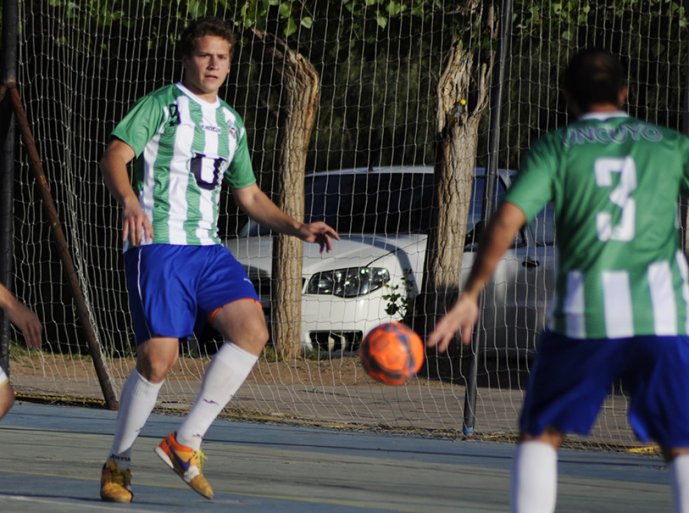 imagen FUTSAL VARONES: Un día negro PARA LA uncUYO 