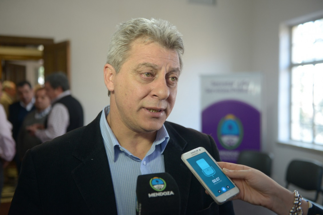 imagen Giménez: "Los municipios queremos que se ponga en marcha la obra pública"