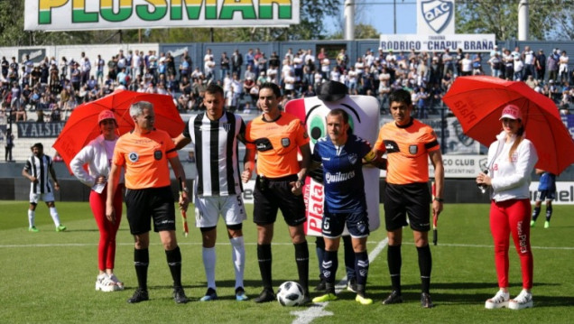 imagen Brindó por el empate