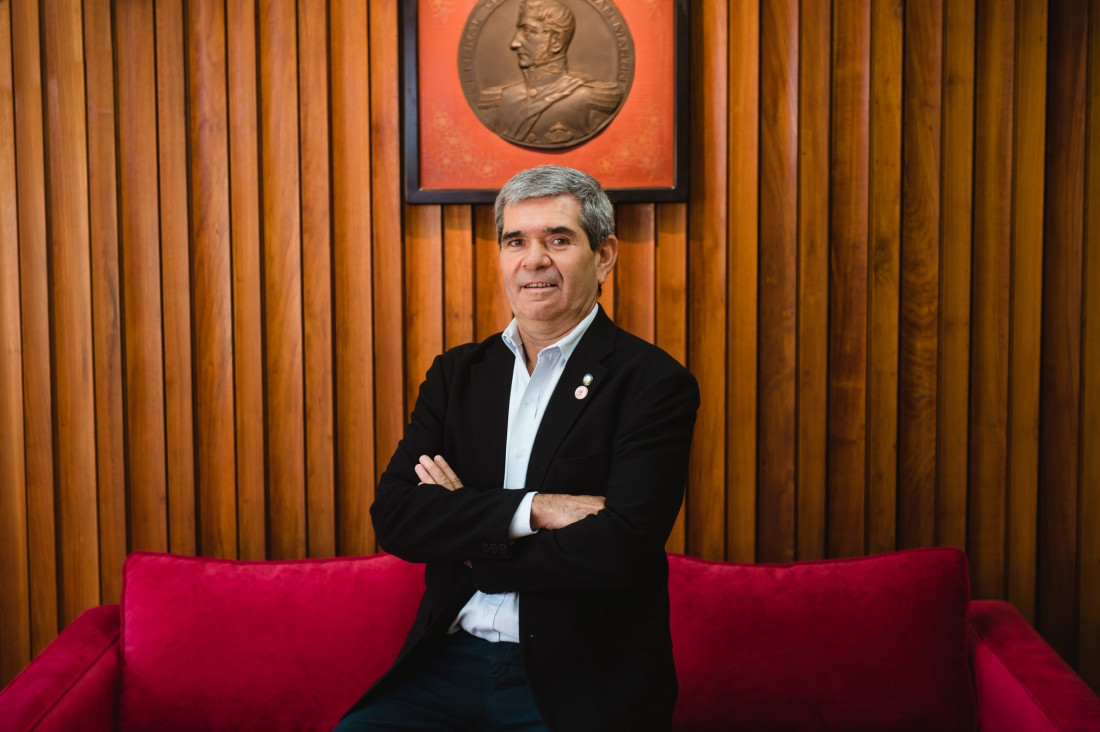 imagen Miguel González Gaviola: "La formación por competencias es lo que demanda el campo laboral de nuestros egresados"