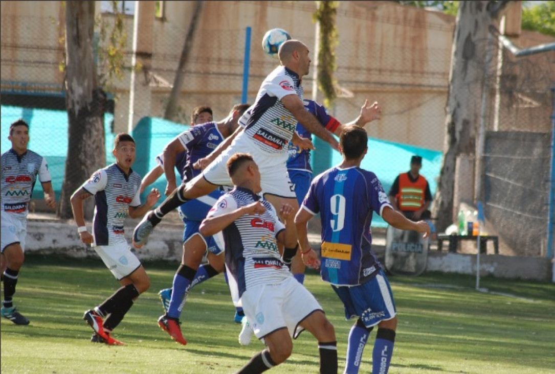 imagen Carlos Quiroga: "Es alta la posibilidad de jugar el domingo"