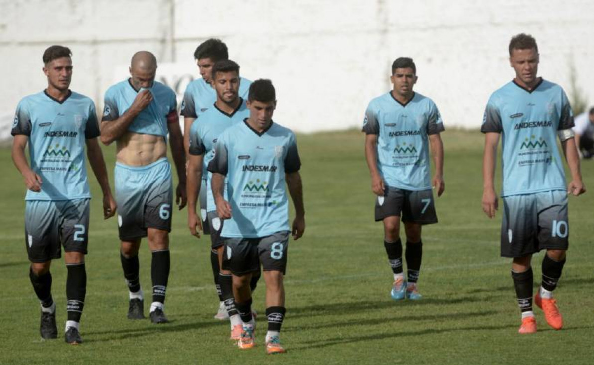 imagen "Nos deben tres meses"