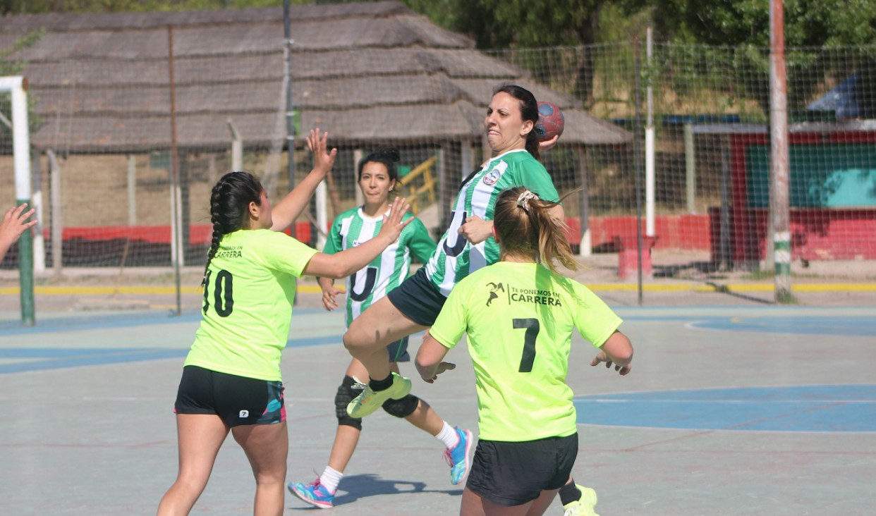 imagen Balonmano femenino: A paso firme
