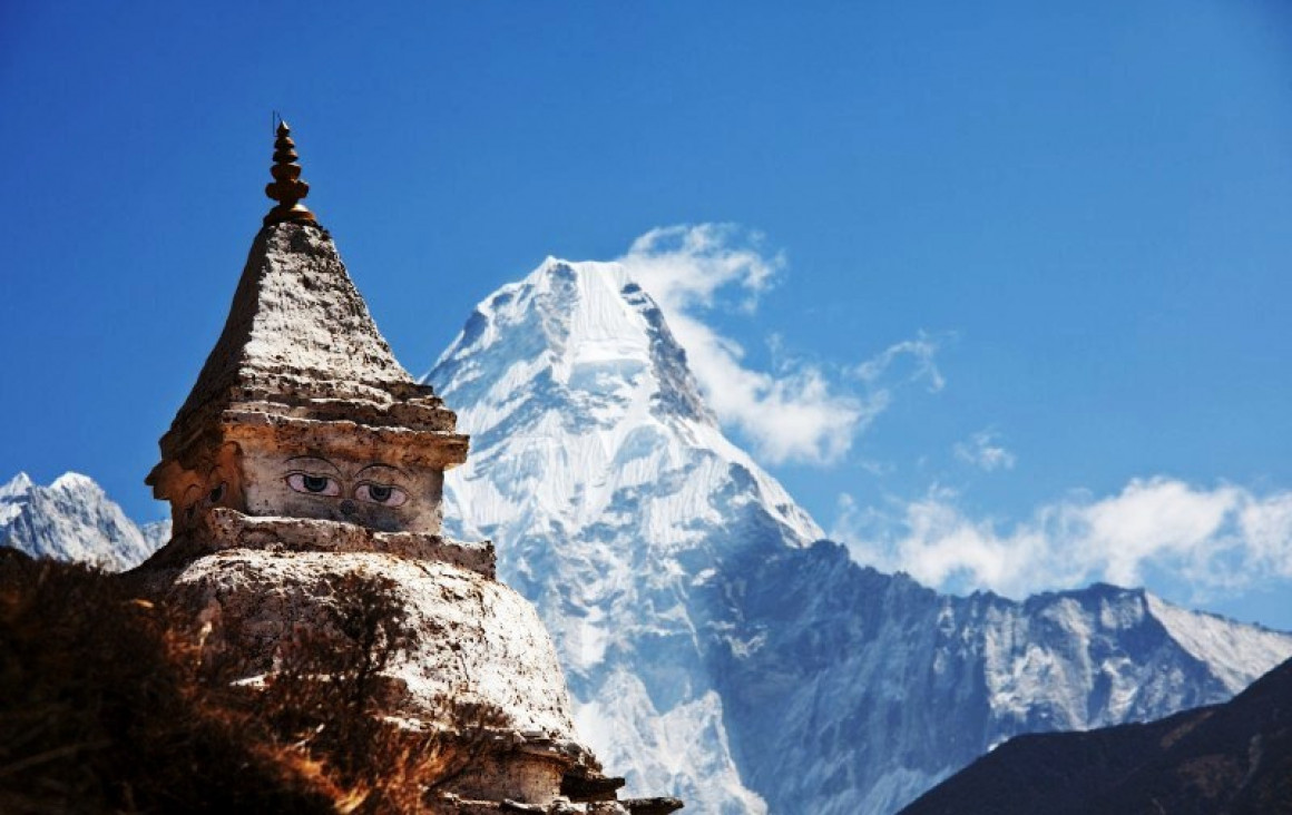 imagen  La comunidad internacional lamenta profundamente la perdida de 13 personas por una avalancha en el Everest