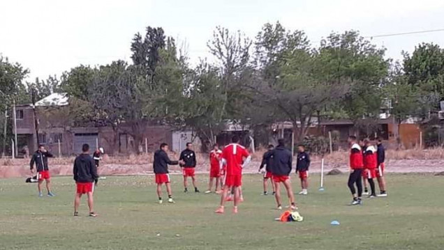 imagen Claudio Ulloa: "Si trabajamos bien, se van a quedar los puntos acá"