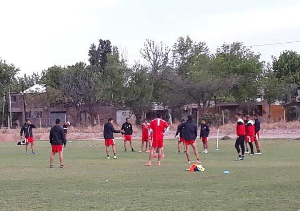 imagen Claudio Ulloa: "Si trabajamos bien, se van a quedar los puntos acá"