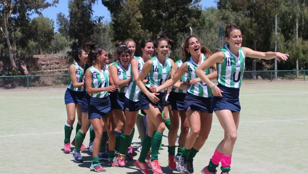 imagen HOCKEY SOBRE CESPED: Al Nacional en Tren