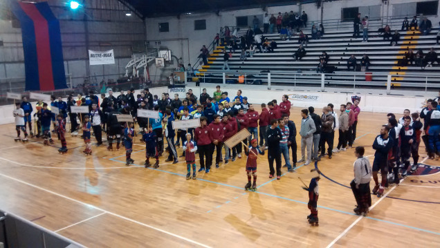 imagen  Mendoza recibe al mejor hockey del país