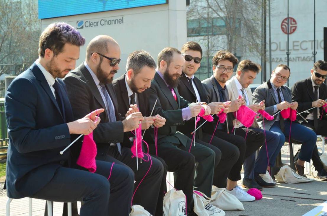 imagen Los hombres tejedores y las nuevas masculinidades