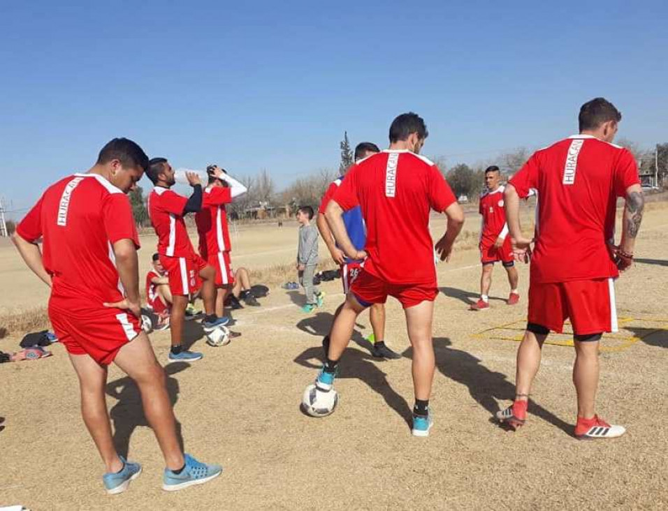 imagen Mauro Ruggieri: "Voy a dar todo para meterme en el once del Federal"