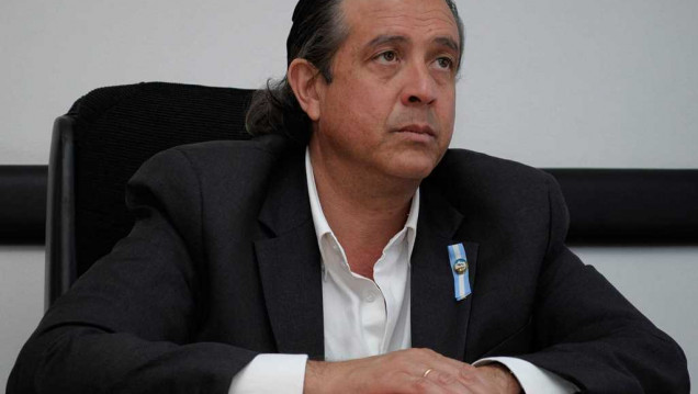 imagen Víctor Ibáñez: "La reelección de intendentes está vigente"