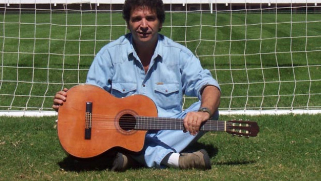 imagen Ignacio Copani: "Messi se está guardando los goles para el sábado"