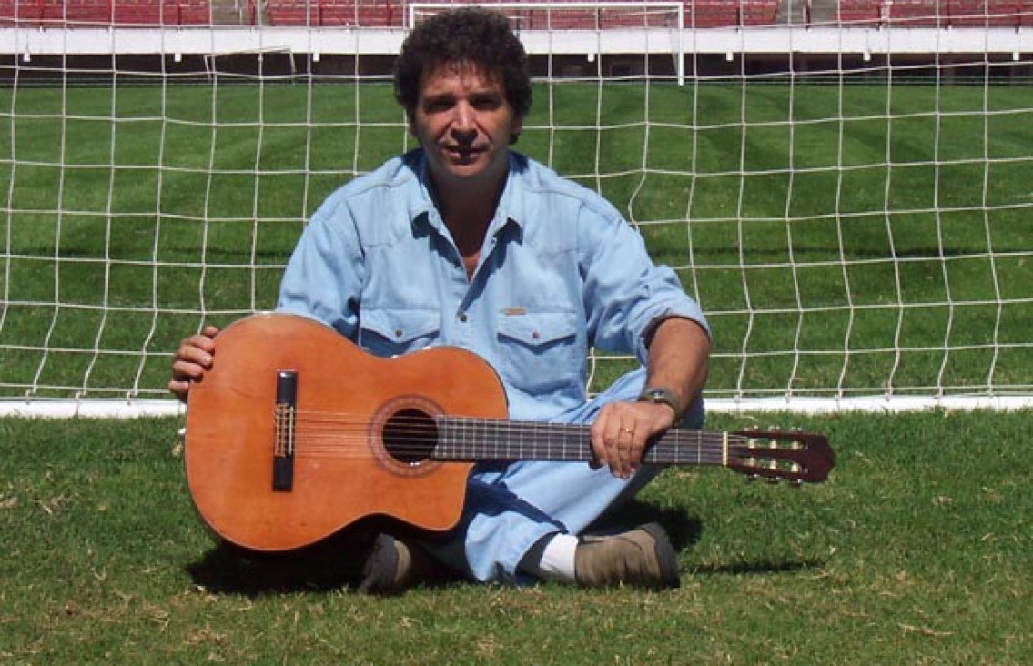 imagen Ignacio Copani: "Messi se está guardando los goles para el sábado"