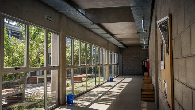 imagen Facultad de Música: "el edificio se clausuró y no se ha solucionado el problema"