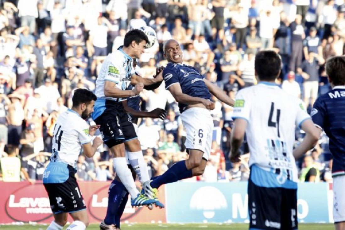 imagen Duelo de necesitados