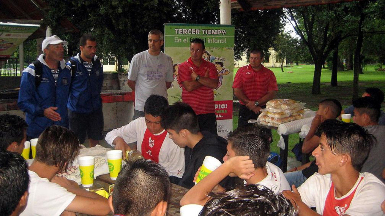 imagen "El fútbol es la herramienta más poderosa que tenemos para culturizar"