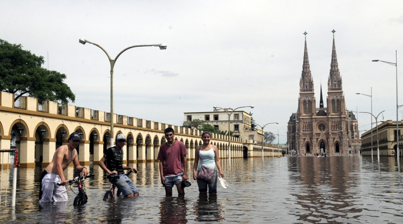 imagen Inundaciones en Luján: causas, consecuenciasy asistencia