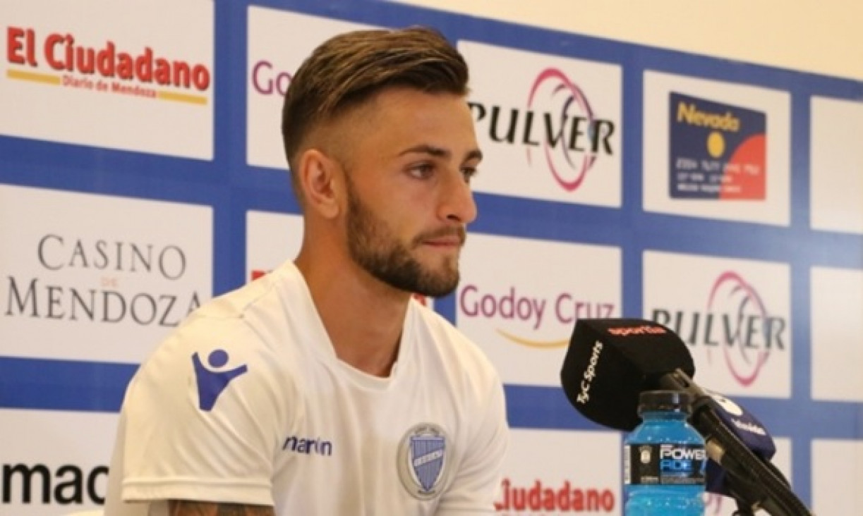 imagen Jalil Elias: "Trato de dar lo mejor para el equipo"