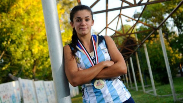 imagen "Compartir cancha y entrenamientos con mis ídolas es un honor"