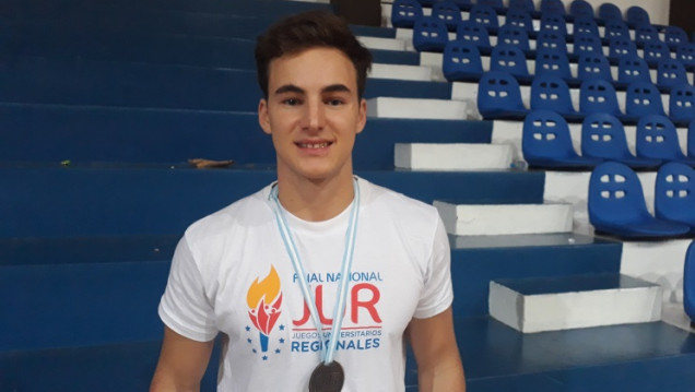 imagen Juan Kemelmajer: "Lo principal es que la educación y el deporte vayan de la mano"