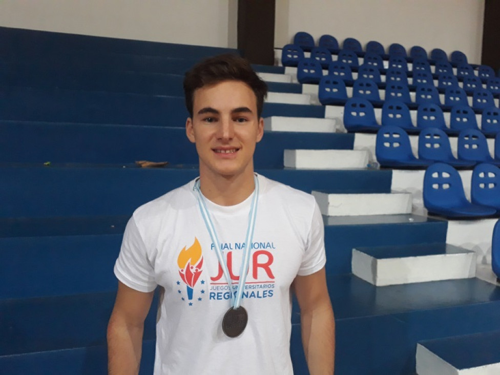 imagen Juan Kemelmajer: "Lo principal es que la educación y el deporte vayan de la mano"