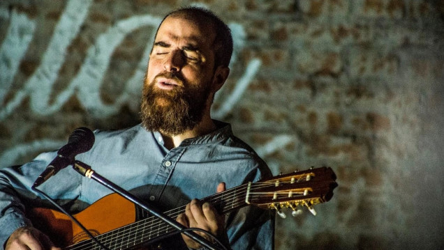 imagen Juan Lucangioli presenta "Canciones para tu alma, palabras para tu camino"