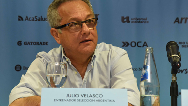 imagen Velasco dio cátedra en Córdoba