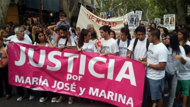 imagen Marcharon en Buenos Aires pidiendo justicia por el doble femicidio de Montañita