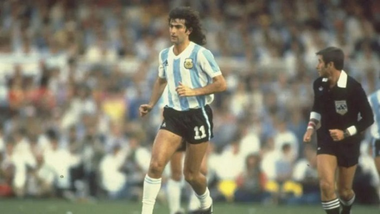 imagen Mario Alberto Kempes: vive como ídolo y gambetea al olvido