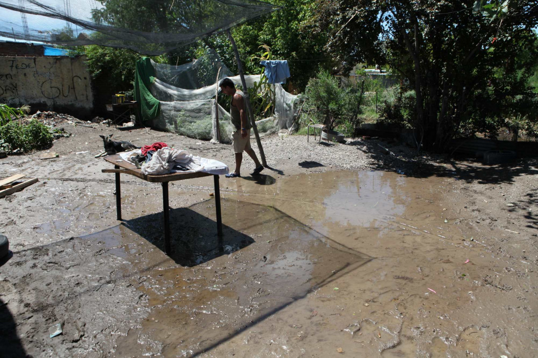 imagen Unas 16 casas resultaron anegadas por las lluvias