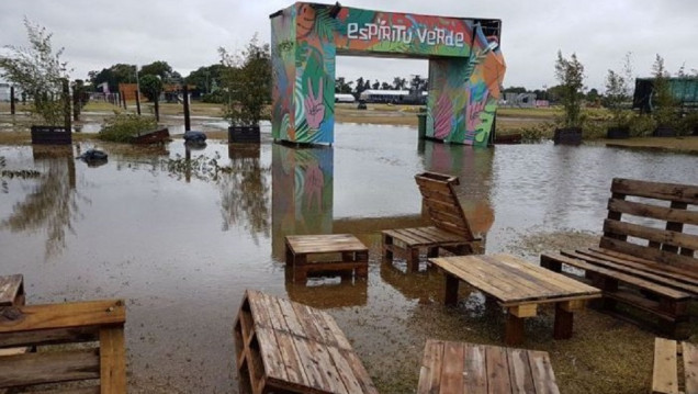 imagen La tercera jornada del Lollapalooza fue suspendida por las intensas lluvias