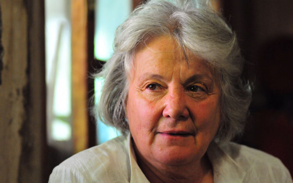 imagen Lucía Topolansky, en comunicación con Radio Universidad 