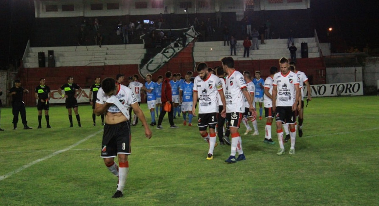 imagen Maipú y Estudiantes empataron sin goles