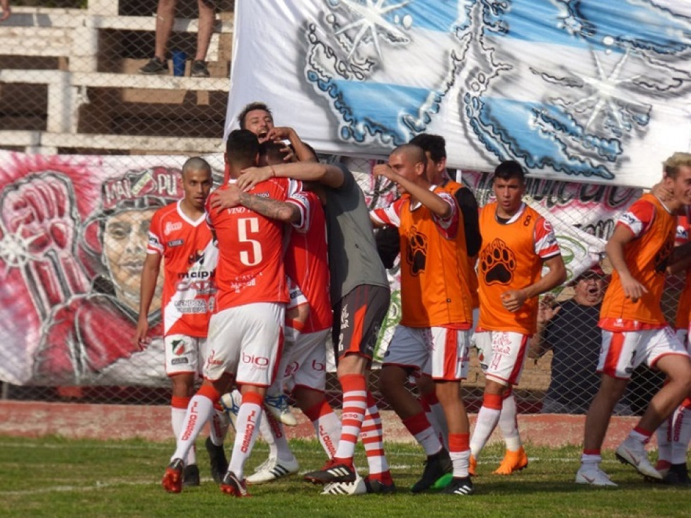 imagen El Cruzado ganó en el debut
