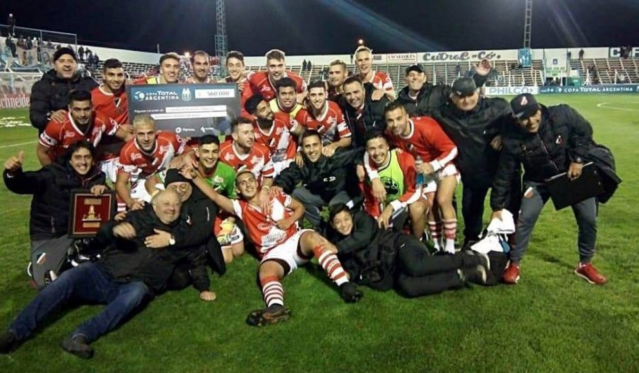imagen Maipú enfrenta a Temperley por Copa Argentina