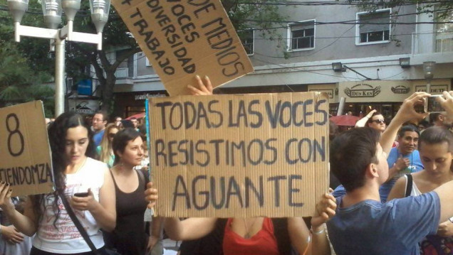 imagen "La comunicación es un derecho no un negocio"