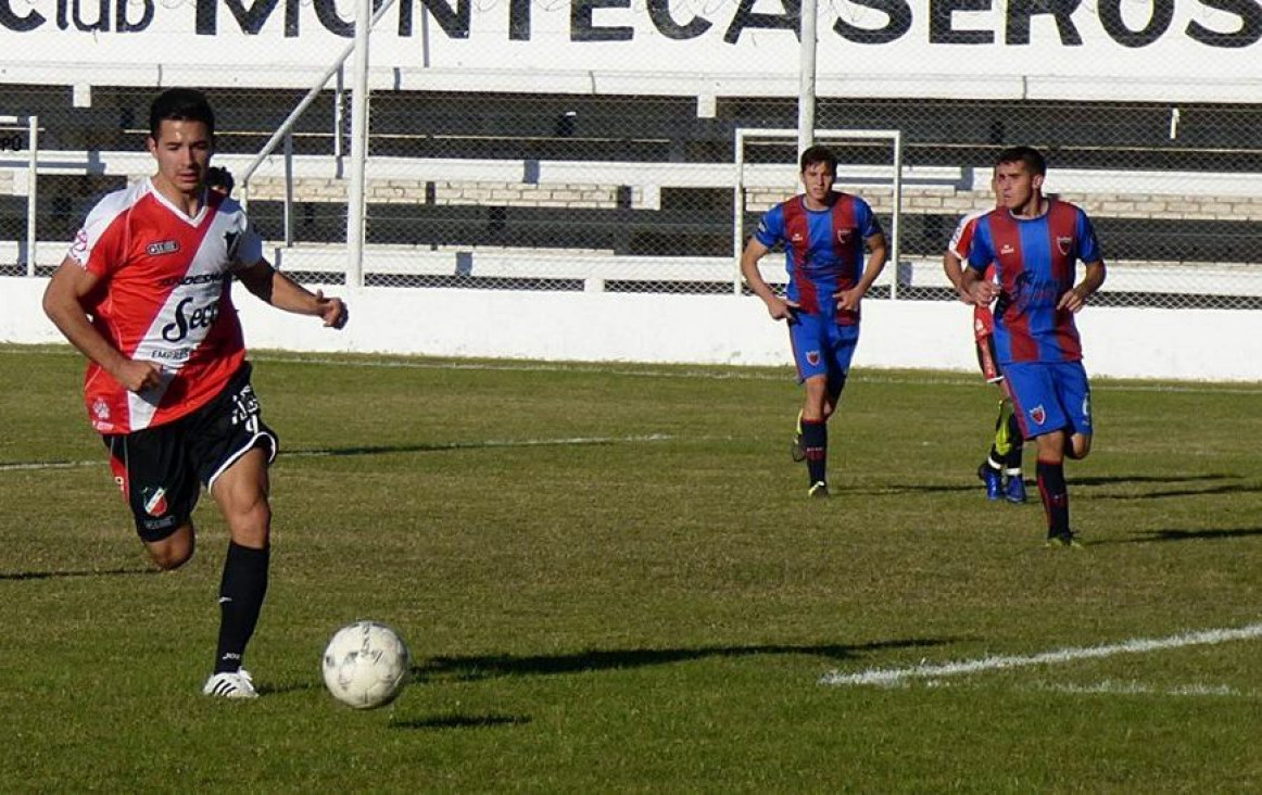imagen Matías Persia: "Está todo arreglado para jugar en Maipú"