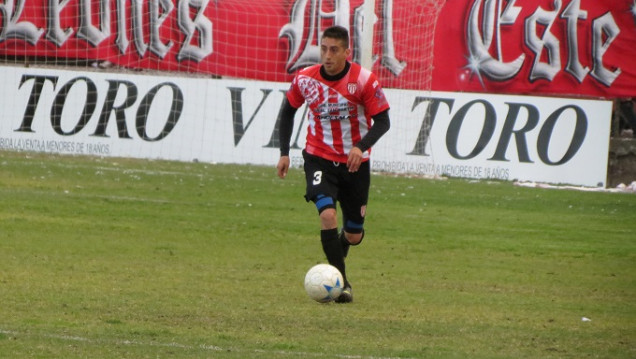 imagen  Maximiliano Sandoval: "Apuntamos al ascenso"