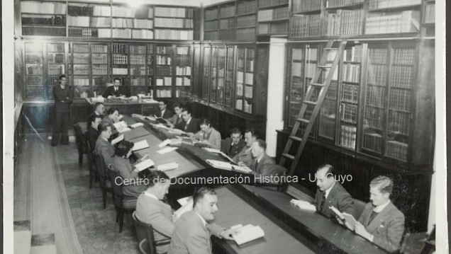 imagen La UNCuyo reconstruye su historia