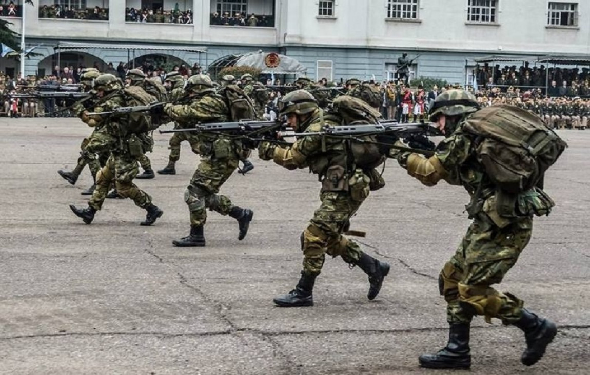 imagen Más voces en contra de la reconversión de las Fuerzas Armadas