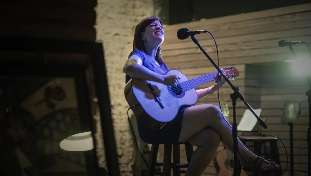 imagen Anabel Molina presenta "Curanderas, Mujer, palabra, fuego" en el Teatro Quintanilla