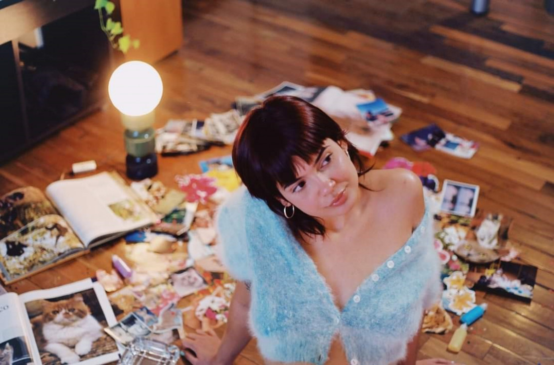 imagen Conocé a Mora Navarro, una de las ganadoras de La Bienal Arte Joven
