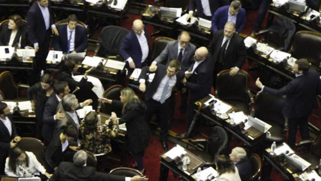 imagen Presupuesto 2019: incidentes dentro y fuera del Congreso Nacional