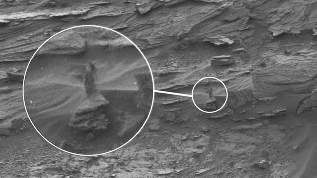 imagen Descubren la figura de una mujer en Marte 