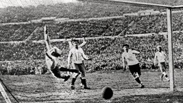imagen Mundial 1930: el puntapié inicial