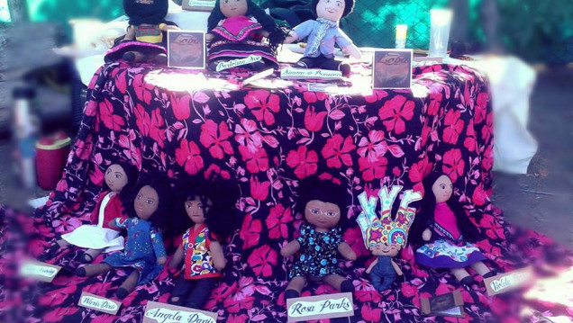 imagen Diseñan muñecas de tela inspiradas en mujeres que hicieron historia 